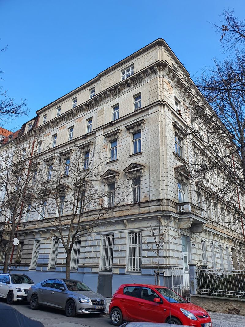 Dykova 9, Vinohrady